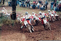 1981 c2A d p sallent  1981 - 6º Trofeo Montesa - Grupo A - 2ª Prueba - Circuito El Toll (Moià, Barcelona) - 1 Marzo 1981 Salida: Jordi Sallent #2 - Joan Puigdomench #48 : trofeo montesa, 1981, jordi sallent, motocross, moto-cross