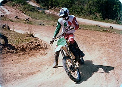 1980 01  kim 051a  1980 Joaquim Suñol (Montesa Cappra VE 250) en el Circuito de Motocross de Les Franqueses (Barcelona) Estrenando la Cappra VE 250 : joaquim suñol, 1980, les franqueses, circuito, montesa cappra 250 VE